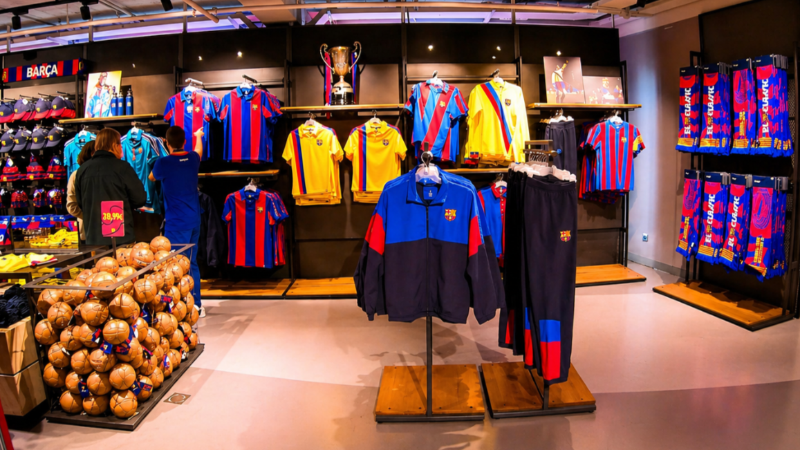A look inside Barcelona’s official football store (4K)