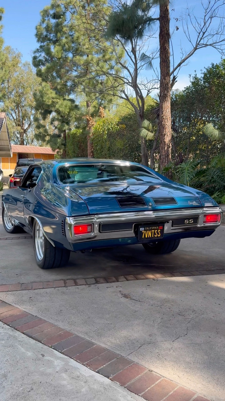 632 big-block Chevelle roars with a deep exhaust note