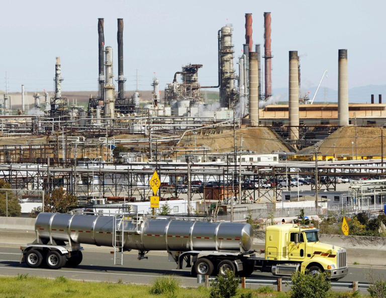Richmond refinery hydrogen sulfide emission tops state health limit by ...