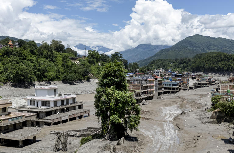 nepal-flash-floods-highlight-need-for-planned-settlement-scientific