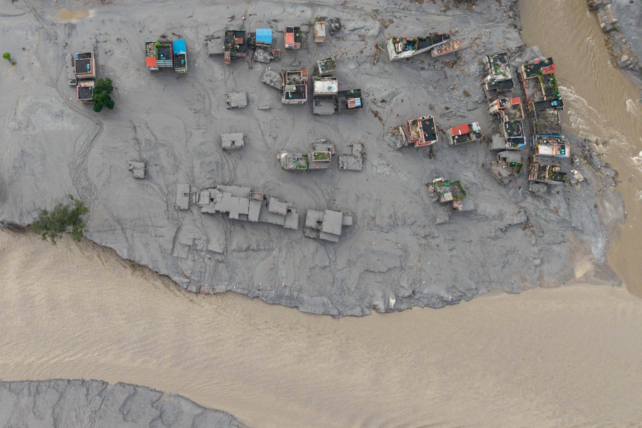 See how the deadly flooding in Nepal and China unfolded