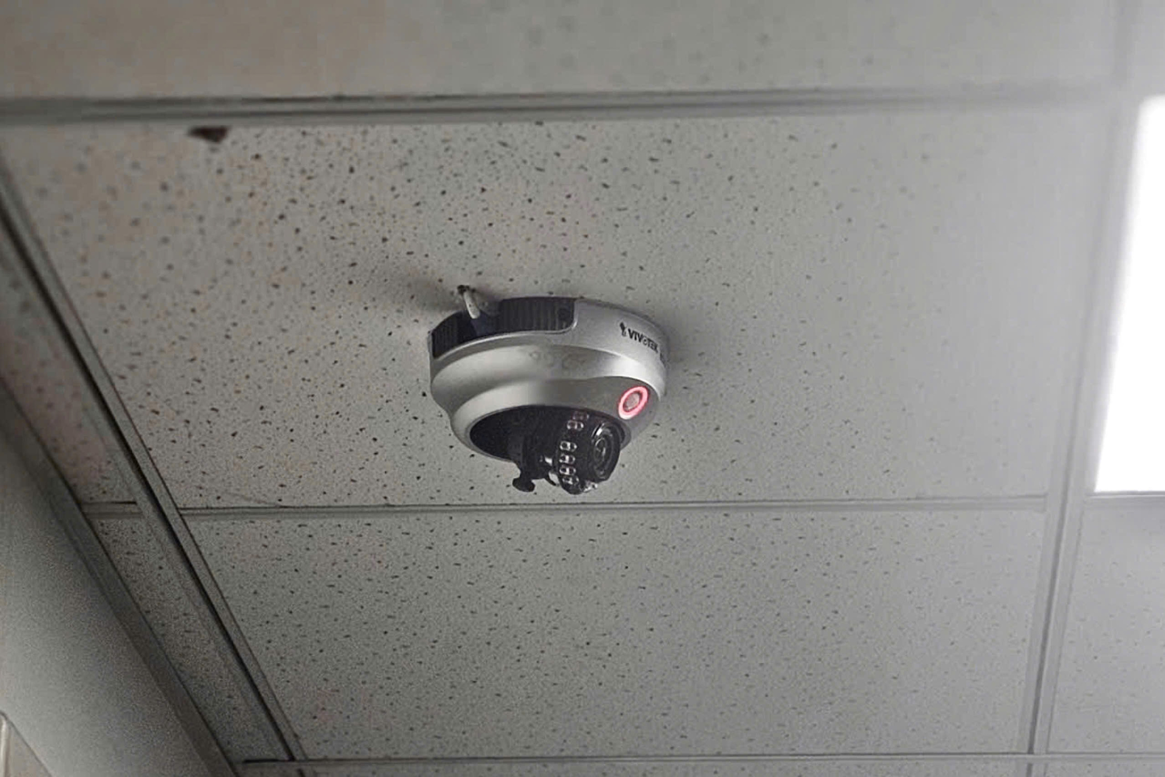 Lắp camera nơi công cộng không cảnh báo có thể bị phạt 20 triệu đồng