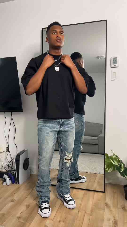 How to style jewelry with streetwear looks