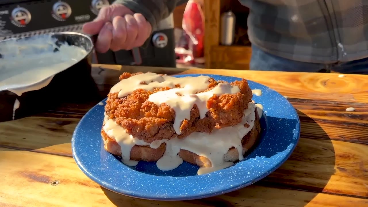 A Route 66 diner’s hot steak sandwich stayed with a cowboy since childhood