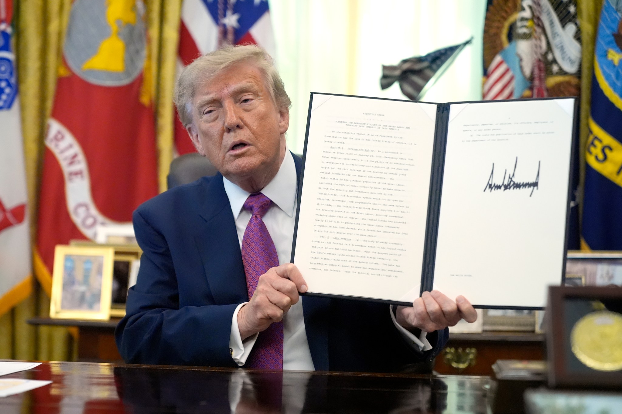 Donald Trump signs executive order renaming Lake Ontario to Lake America