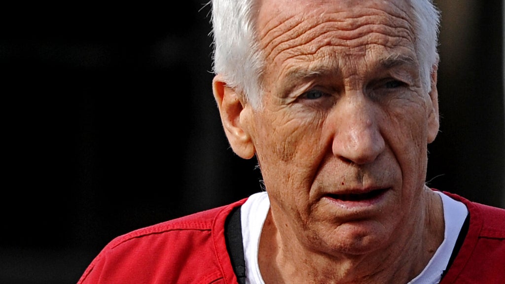 Jerry Sandusky accuser expected to recant abuse allegations in court hearing, court documents show