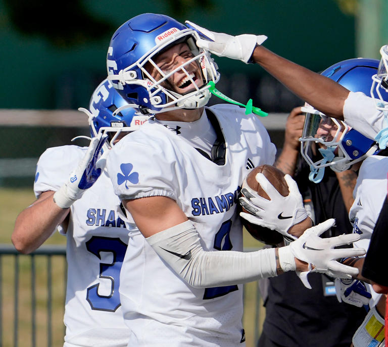 gideon-gash-shows-why-he-s-a-star-in-detroit-catholic-central-blowout