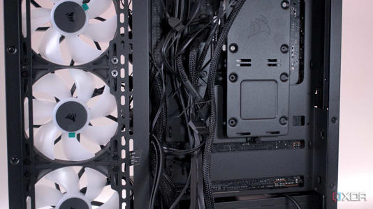 Cable routing inside the Corsair 3500X ARGB