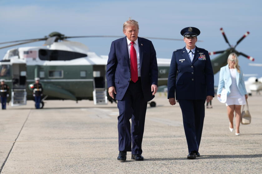 Controllers warned Marine One pilots about communication issues week ...