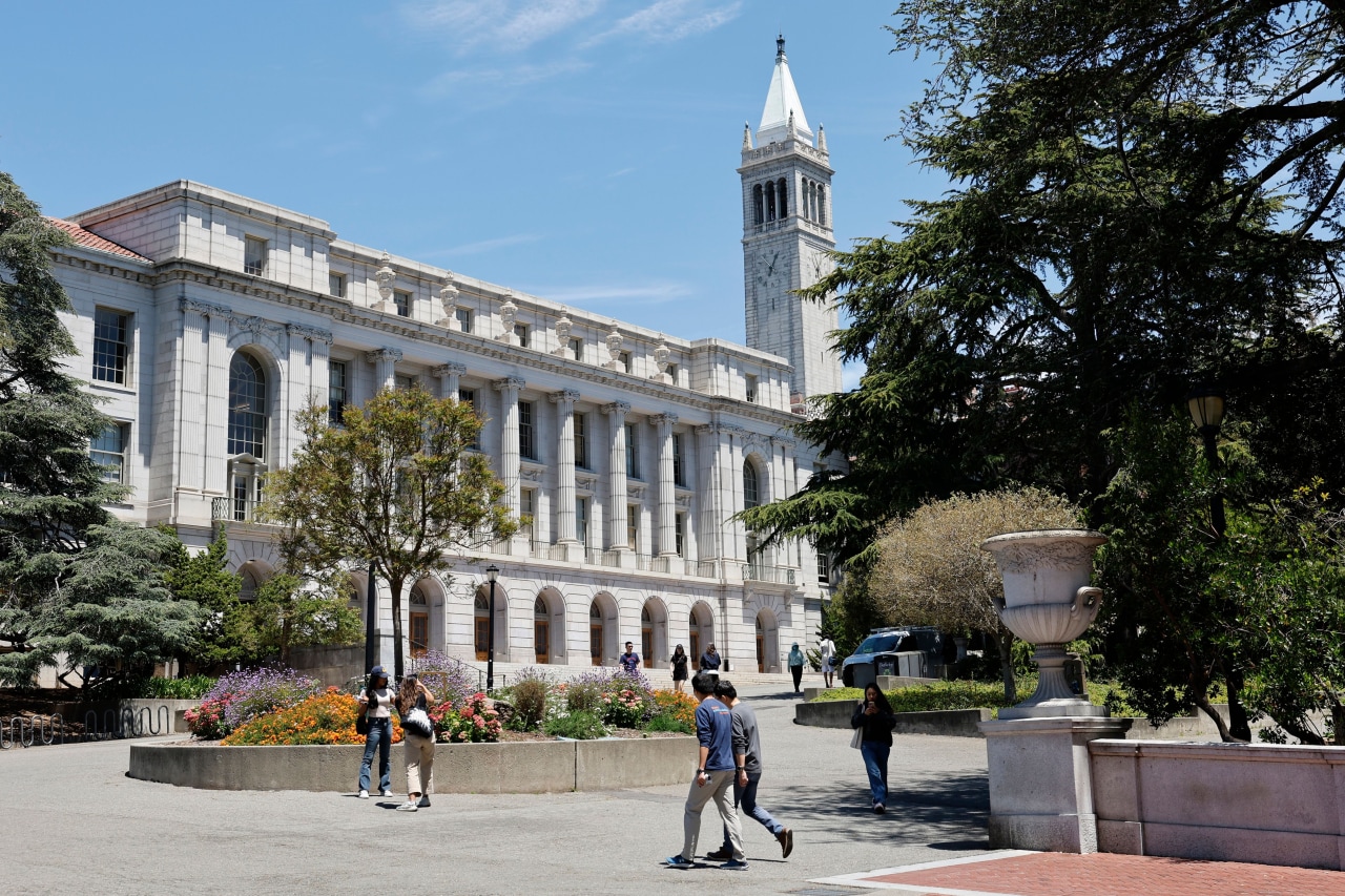 Trump limits internships for international college students