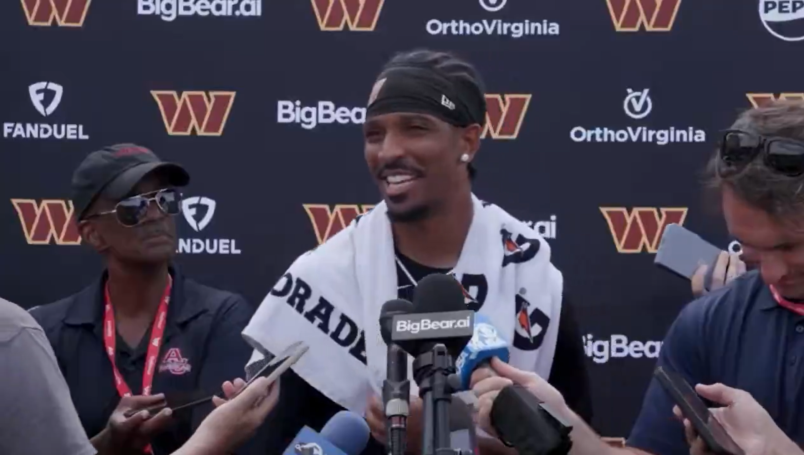 Reporter defends asking tough question to NFL player