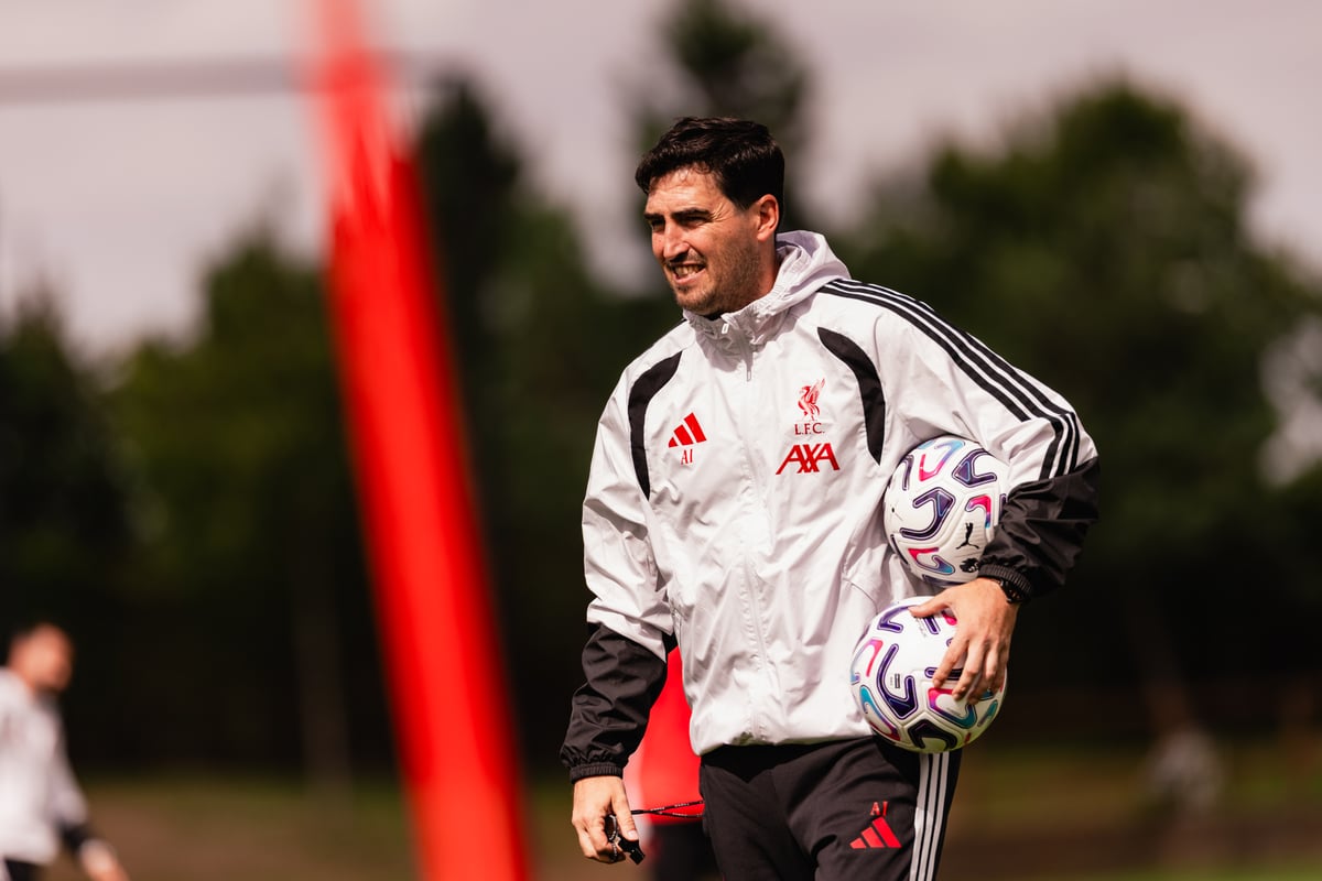 Iraola reveals Leoni injury latest in five-man Liverpool update