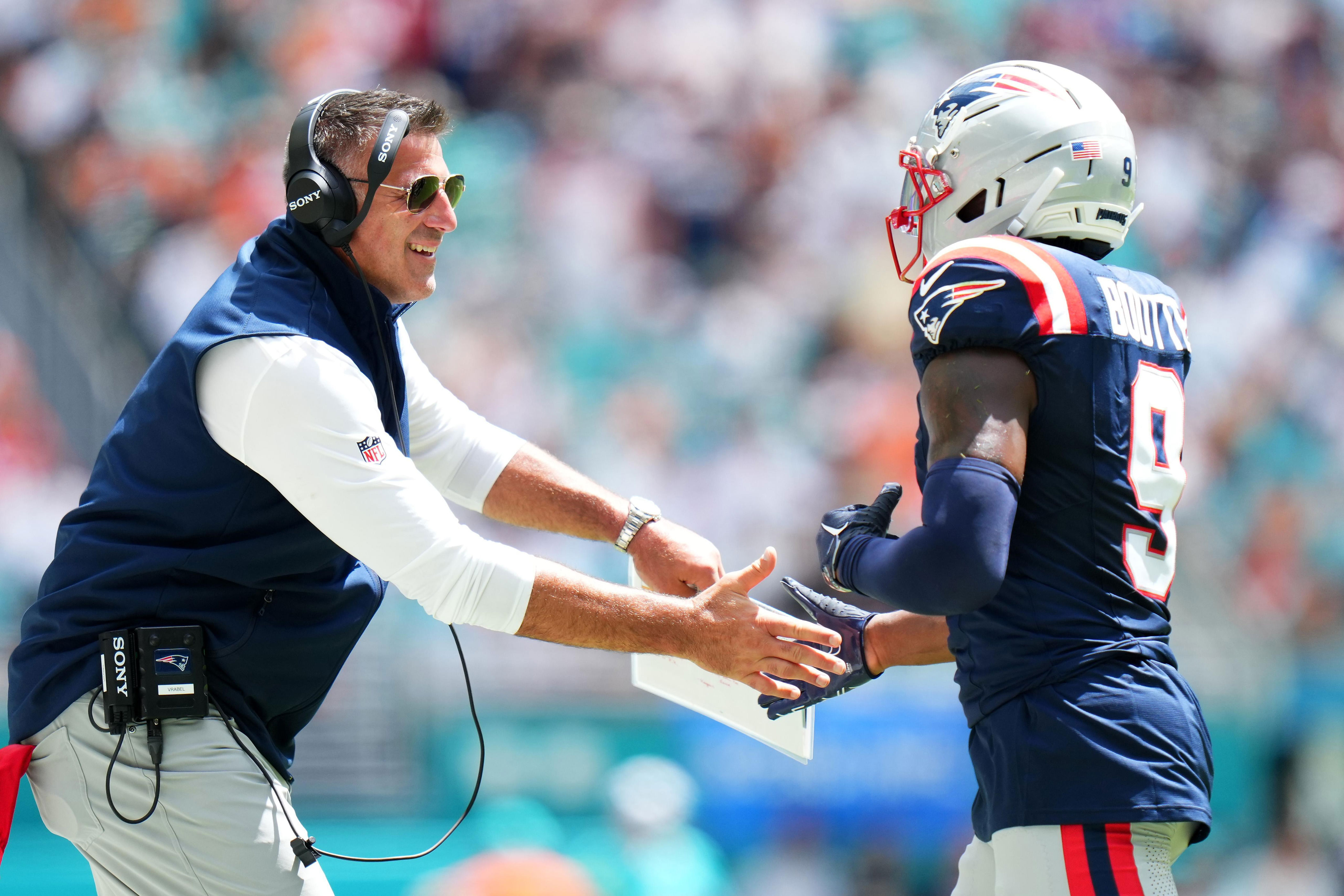 Mike Vrabel provides new insight into Patriots' decision to trade Kayshon Boutte