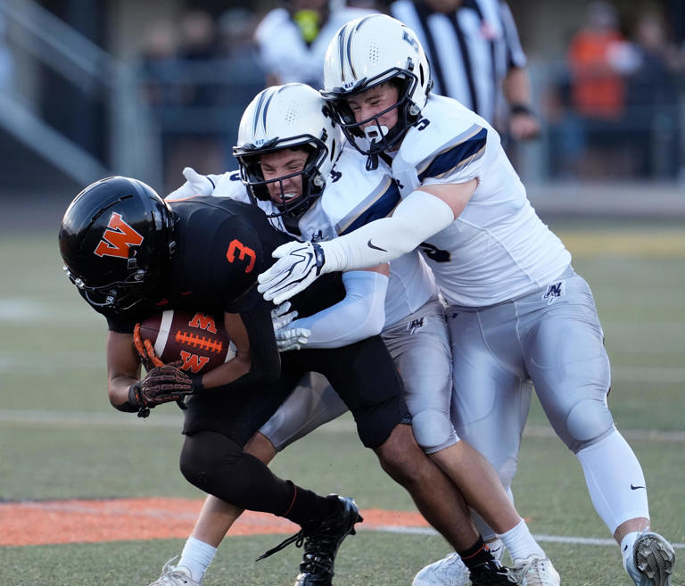 Wisconsin high school football scores, live updates | Week 2