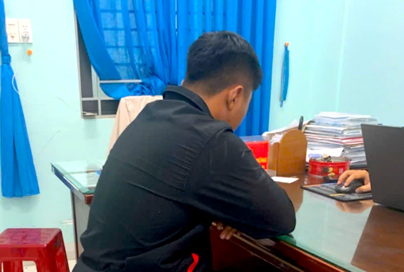 Tiêu hết tiền rồi trình báo bị cướp chặn đường