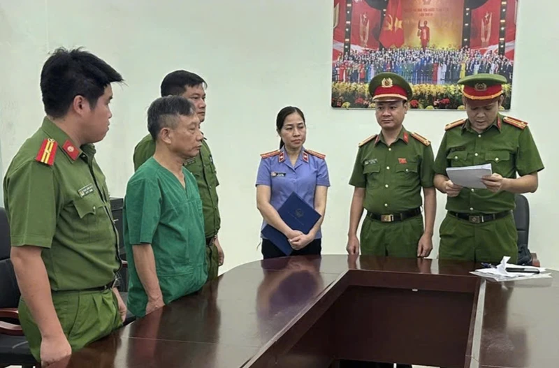 Một giám đốc bệnh viện ở Ninh Bình bị khởi tố vì làm sai lệch hồ sơ bệnh án