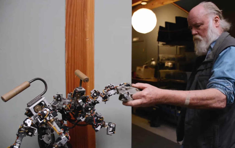 Phil Tippett | Legendary animator shutting his studio, selling off ...