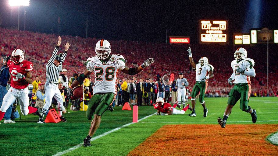 Ranking the 25 greatest college football teams of all time