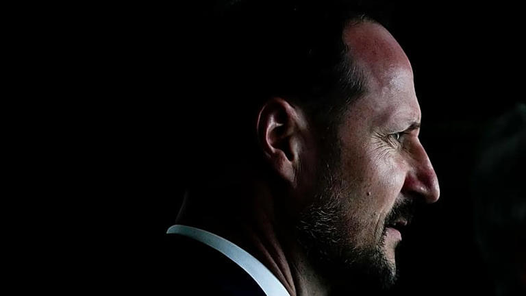 norv-ge-le-nouveau-roi-haakon-viii-sa-vie-et-les-d-fis-qui-l-attendent
