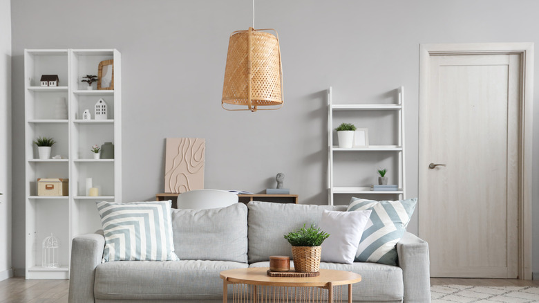 8 paint colors to avoid using in a living room (and cozier alternatives ...