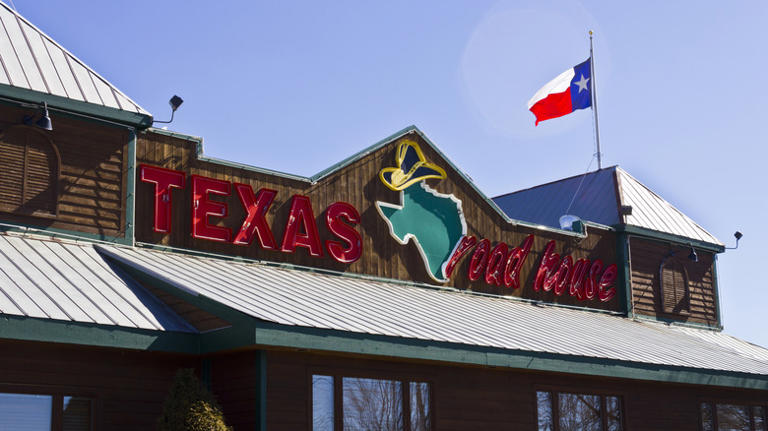 10 rules every Texas Roadhouse employee must follow