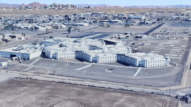 Watch why Arizona built a 990,000-square-foot jail like a skyscraper ...