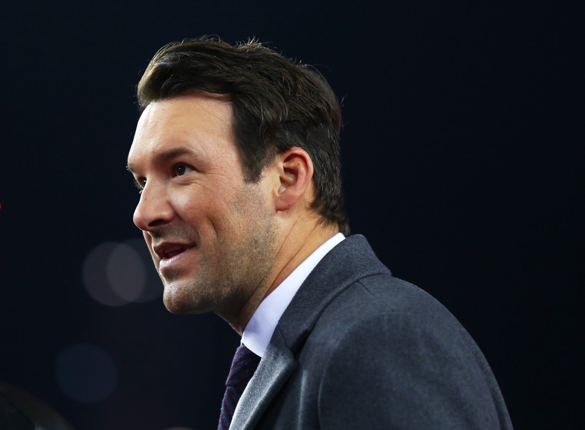 Jim Nantz gets candid regarding Tony Romo’s future