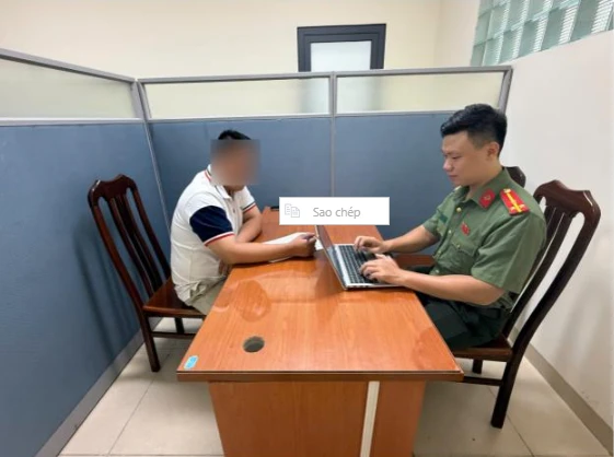 Kiểm duyệt viên nhóm 'GIAO THÔNG VĂN MINH' bị phạt vì để thông tin sai sự thật lọt lên Facebook