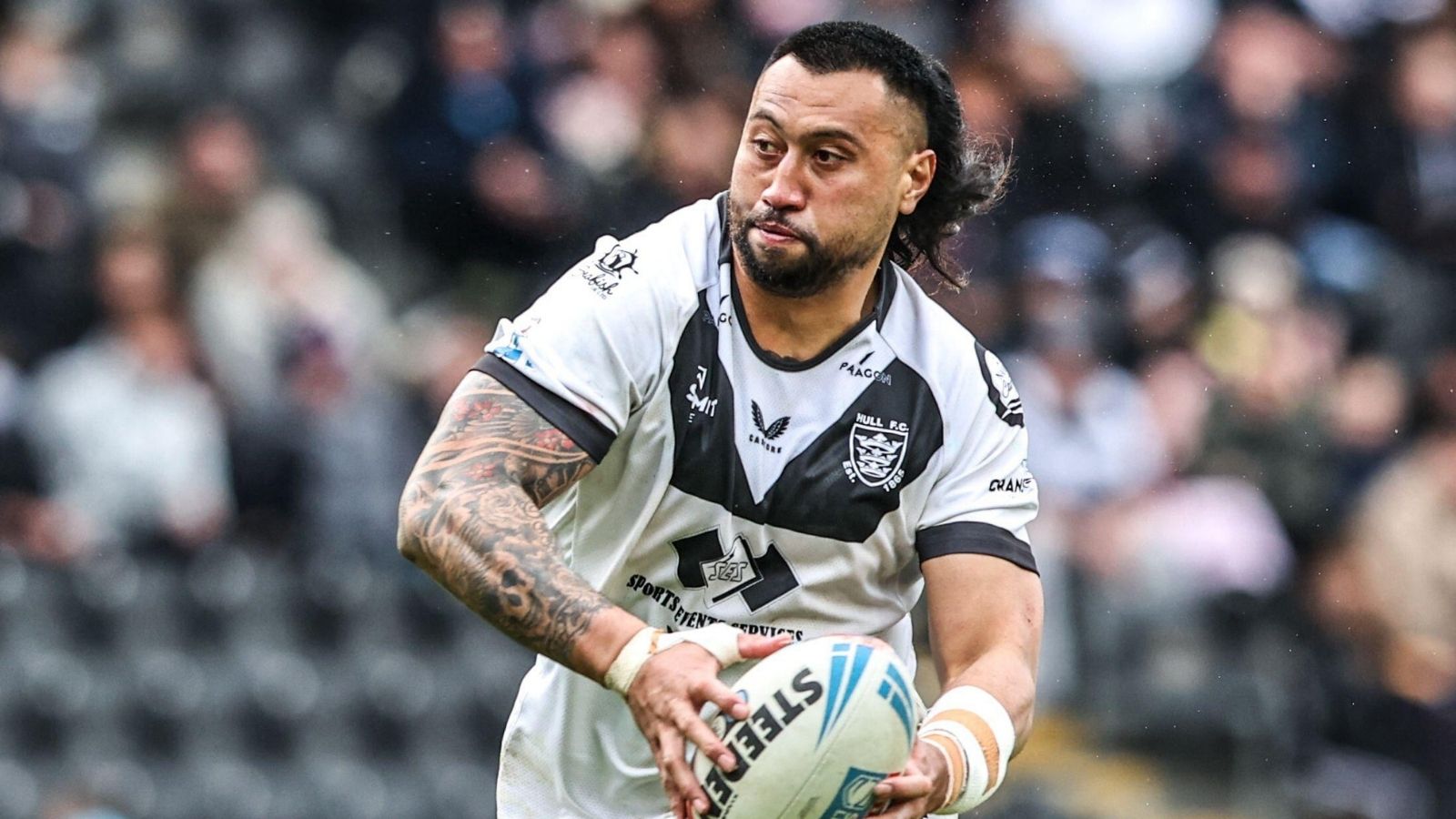 Warrington Wolves win marred by referee controversy after Ligi Sao decision