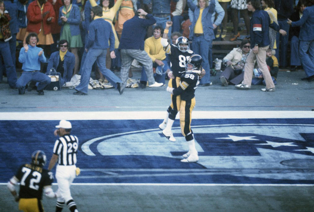 The Pittsburgh Steelers&rsquo; Lynn Swann #88 is held up by his teammate in celebration and gestures to the rest of his team from the end zone during Super Bowl X against the Dallas Cowboys. Focus on Sport via Getty Images