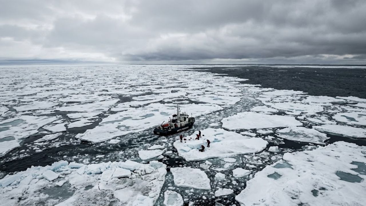 Arctic storm clusters accelerate sea ice loss