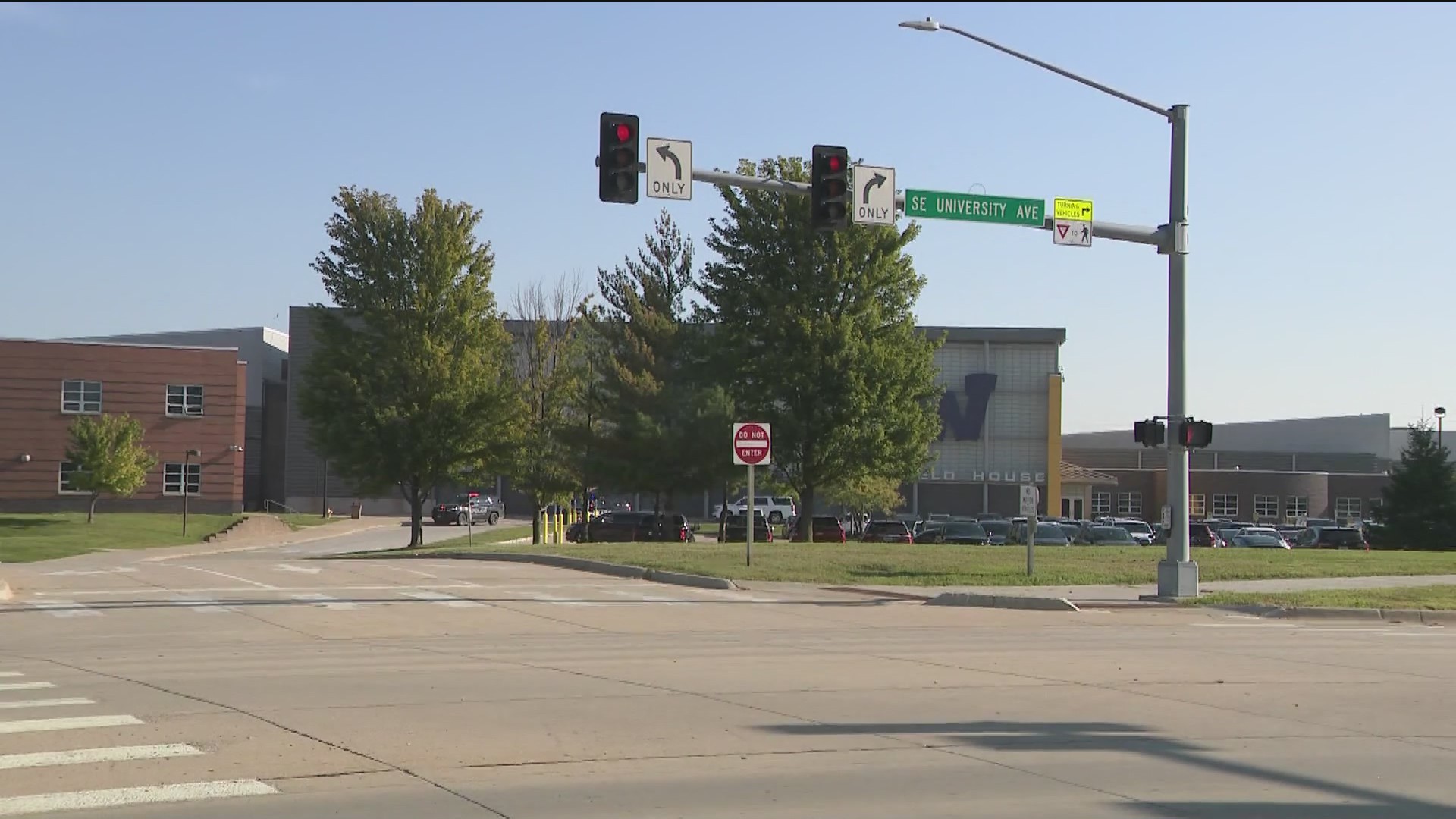 Waukee High School lockdown lifted after gun report; police found no threat