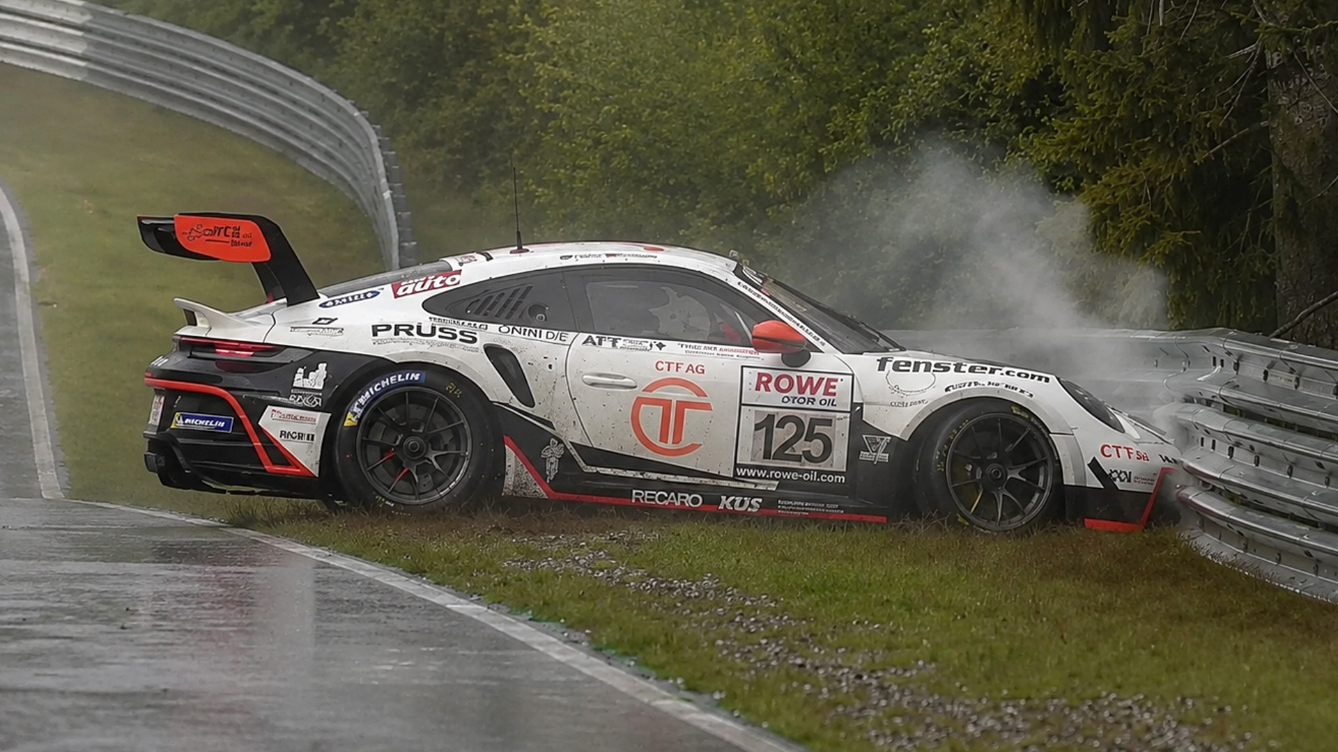Slippery Nürburgring conditions trigger crashes and wild NLS racing action
