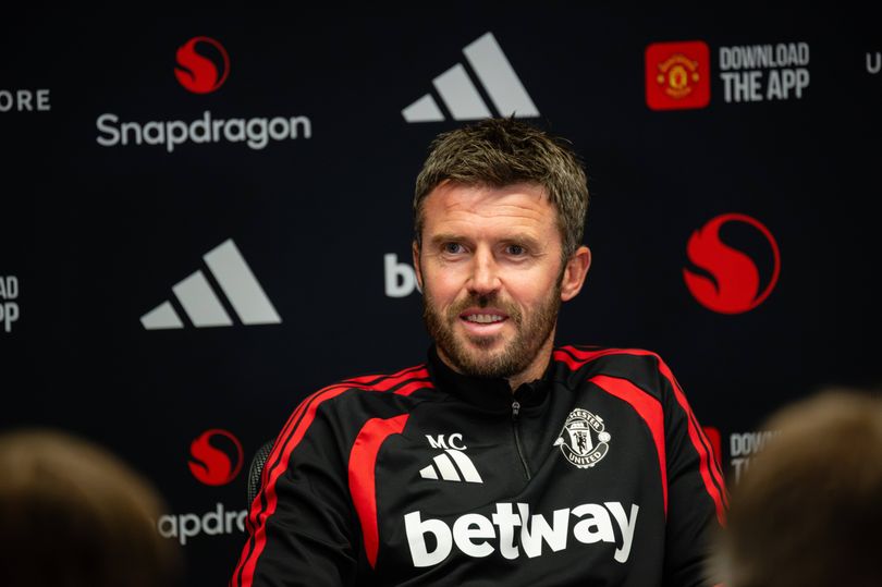 Michael Carrick provides Manchester United injury updates following ...