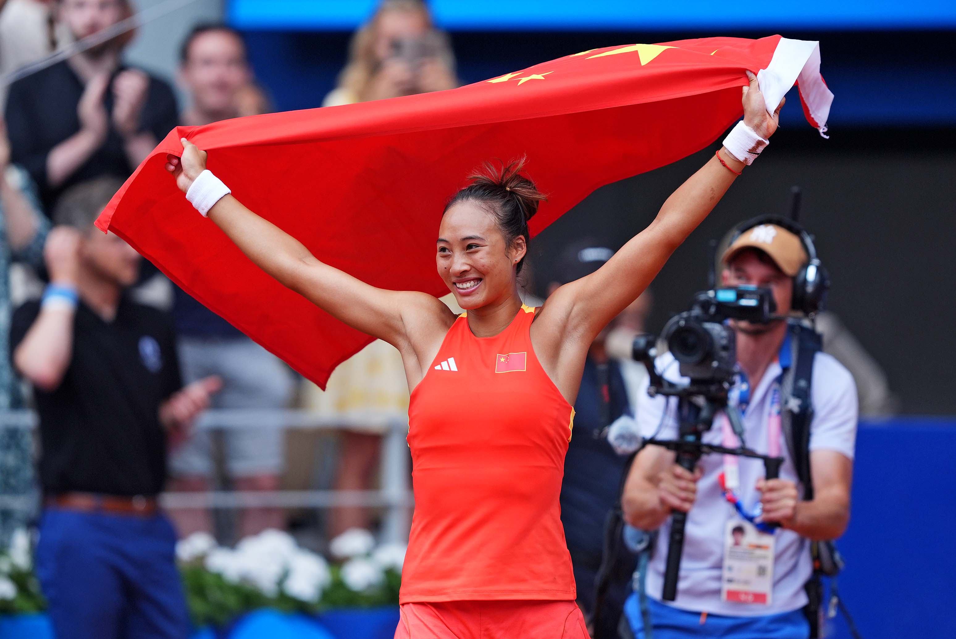 Olympic champ Qinwen Zheng qualifies for 2026 US Open main draw