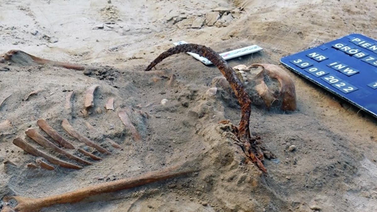 Gruesome discovery shows 17th-century villagers were terrified of what lurked in 'Grave 75'