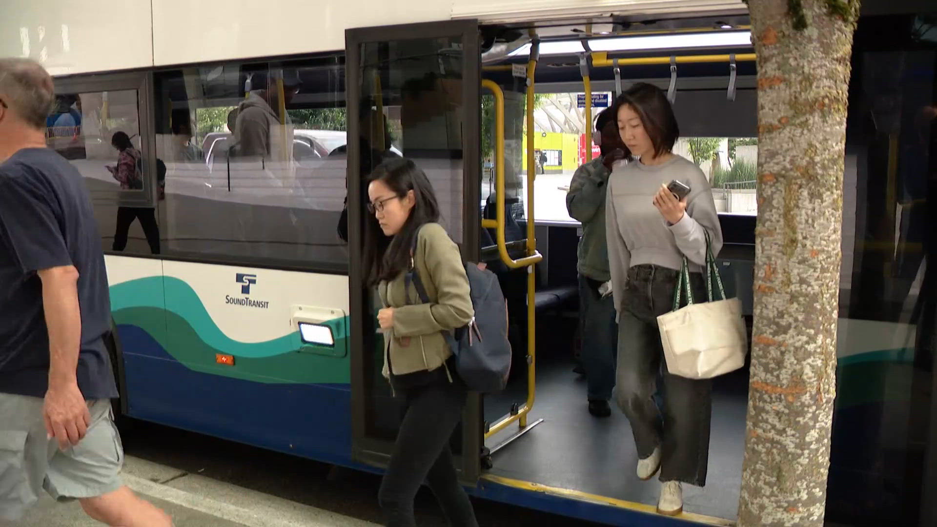 Seattle area bus routes to change Saturday