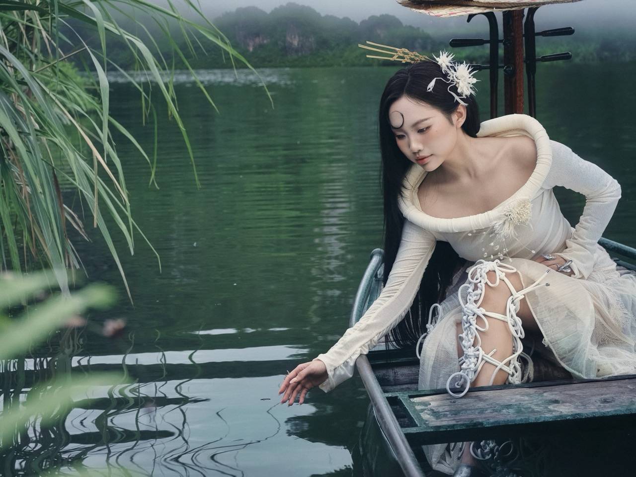 Thách thức của Phương Mỹ Chi khi trở lại với dân ca theo cách mới