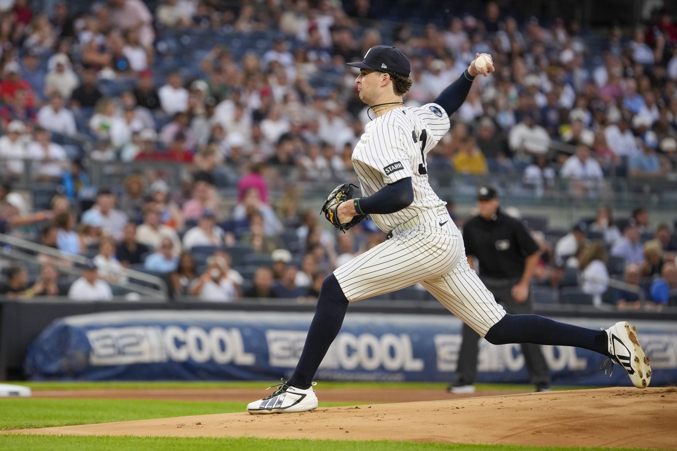Cam Schlittler, Yankees win game 1 of pivotal rivalry series against Red Sox