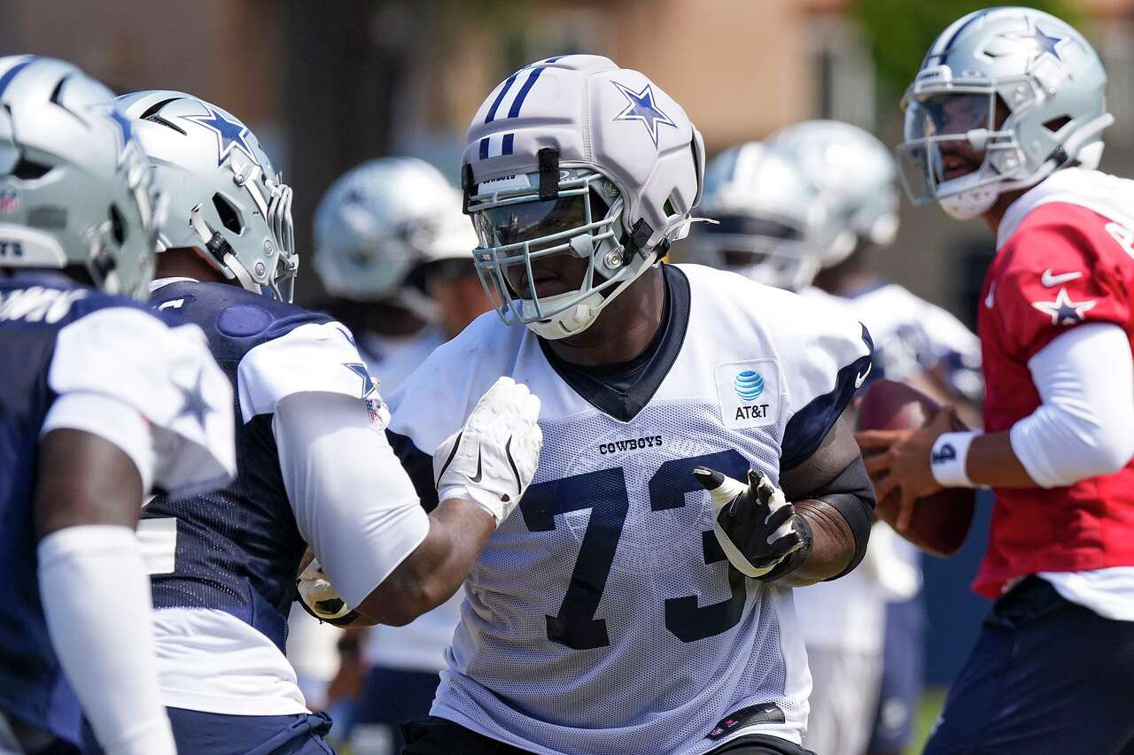 Cowboys activate Tyler Smith ahead of Bucs game, waive Emari Demercado