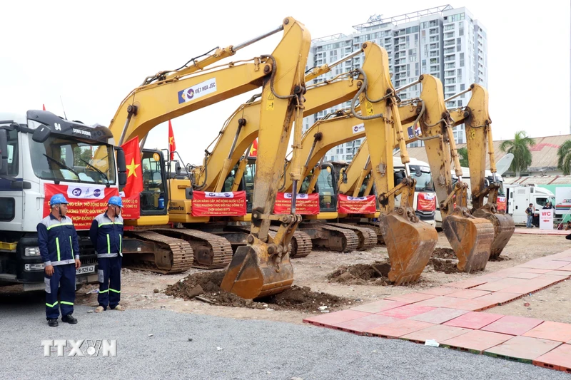 TP Hồ Chí Minh chỉnh trang đô thị, Đà Nẵng khởi công hạ tầng khu công nghiệp