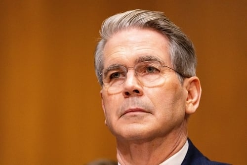 Scott Bessent blasts Elizabeth Warren, says she knows ‘even less' about forex than banking — senator fires back: ‘Trump's economy is crushing families'