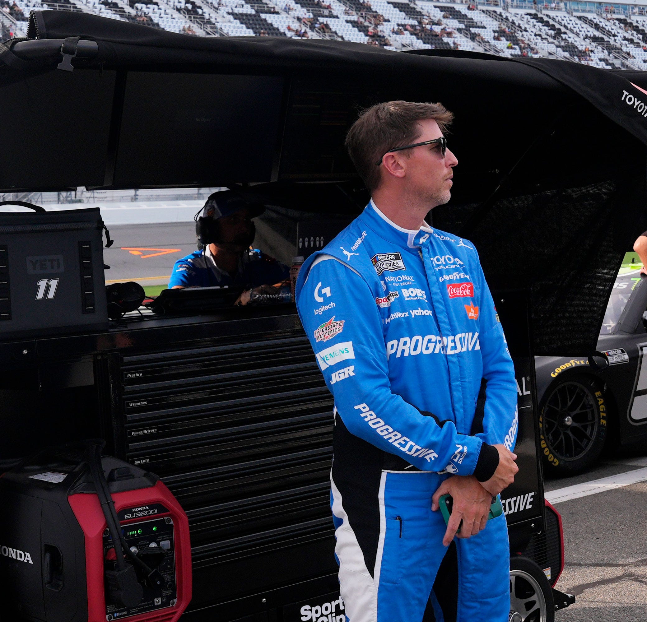 NASCAR qualifying results set starting lineup for Chase race at Las Vegas