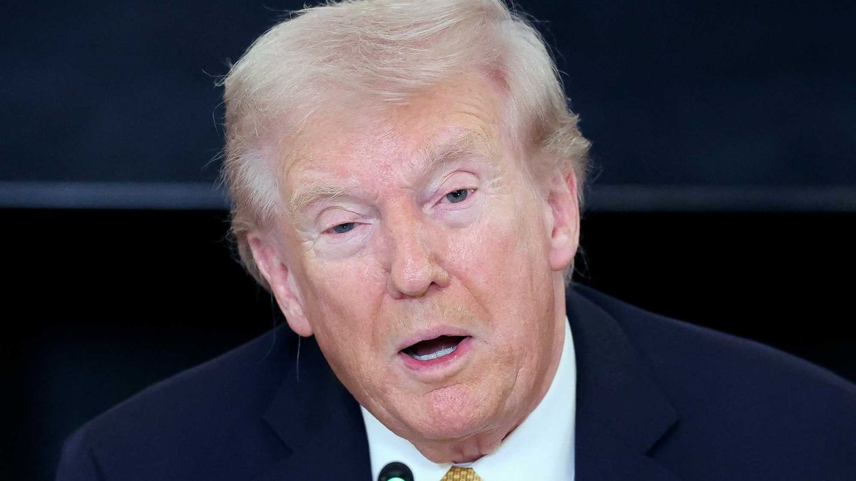 robert-reich-frets-illiterate-trump-now-losing-it-as-economy-implodes