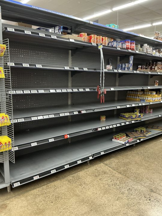 Kauai makes final preparations as Hurricane Lowell impacts expected soon
