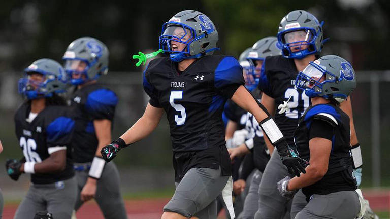 Wisconsin high school football final scores - September 4