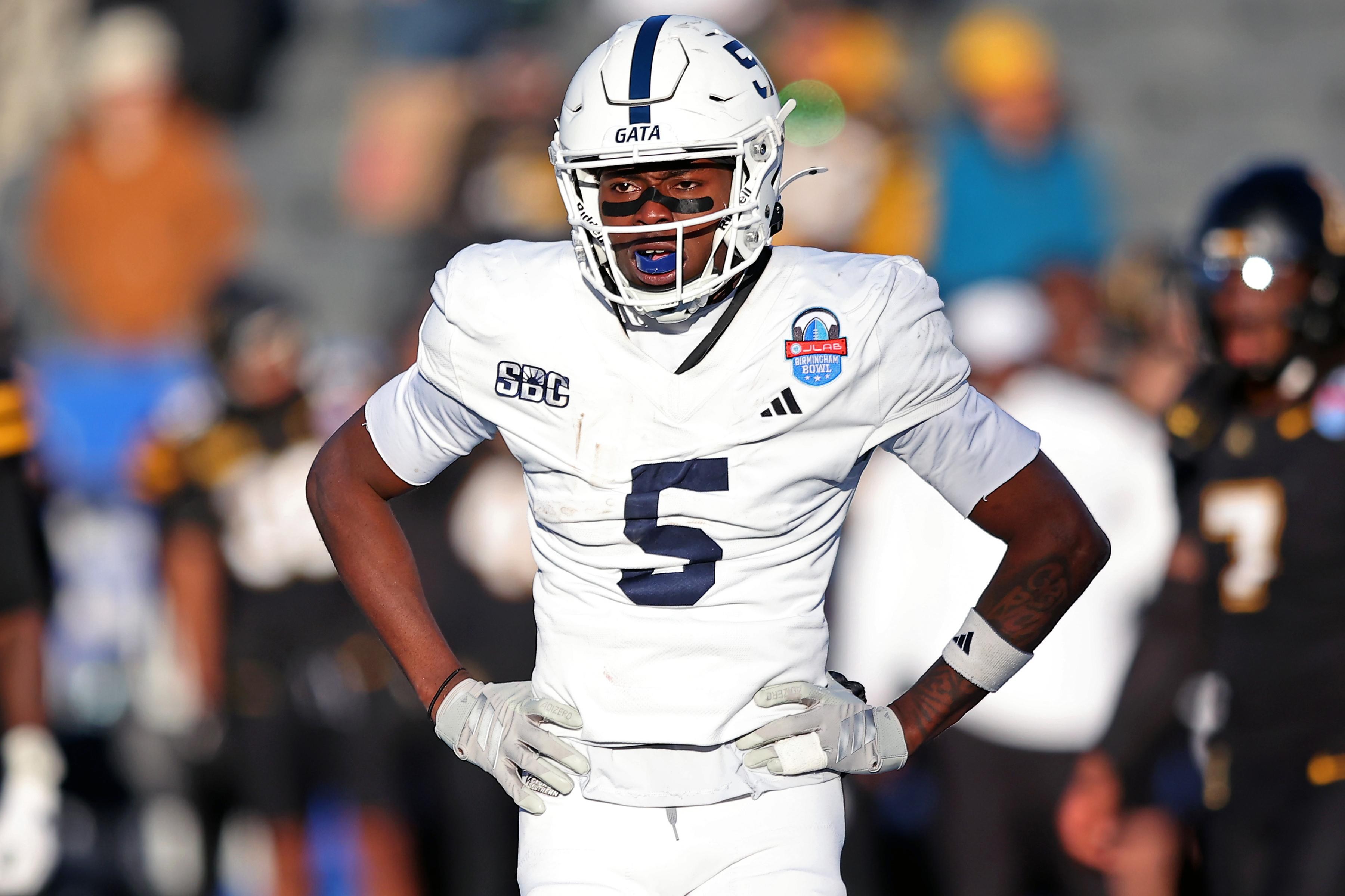 Seahawks hold tryouts for 6 players, including multiple small school pass catchers