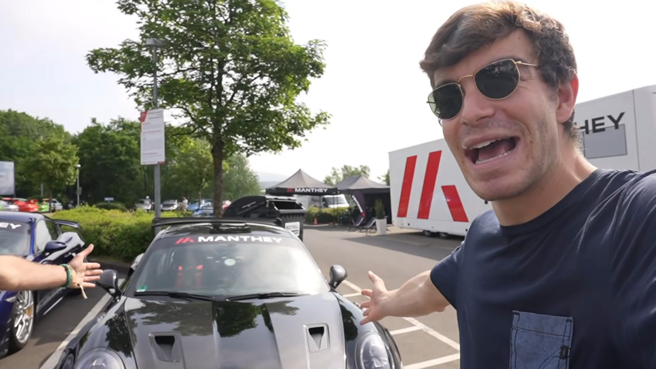 questa-supercar-da-record-riesce-a-gestire-velocit-estreme-in-pista