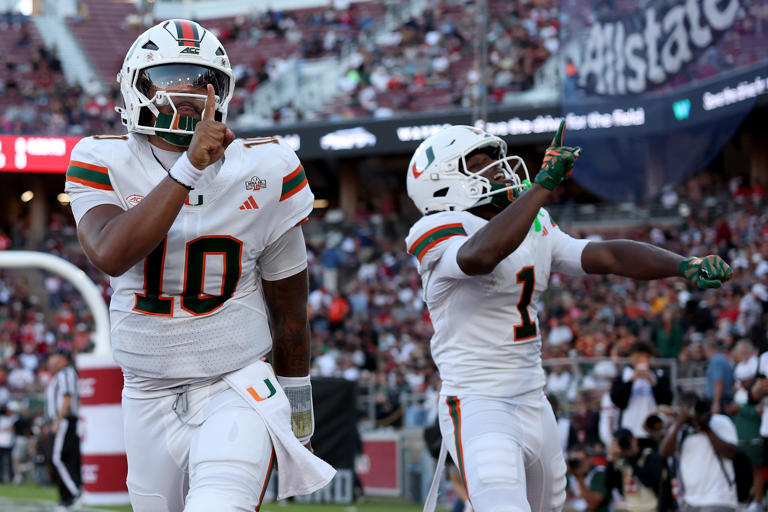Miami QB Darian Mensah guesses Mario Cristobal music choice: 'Heavy metal'
