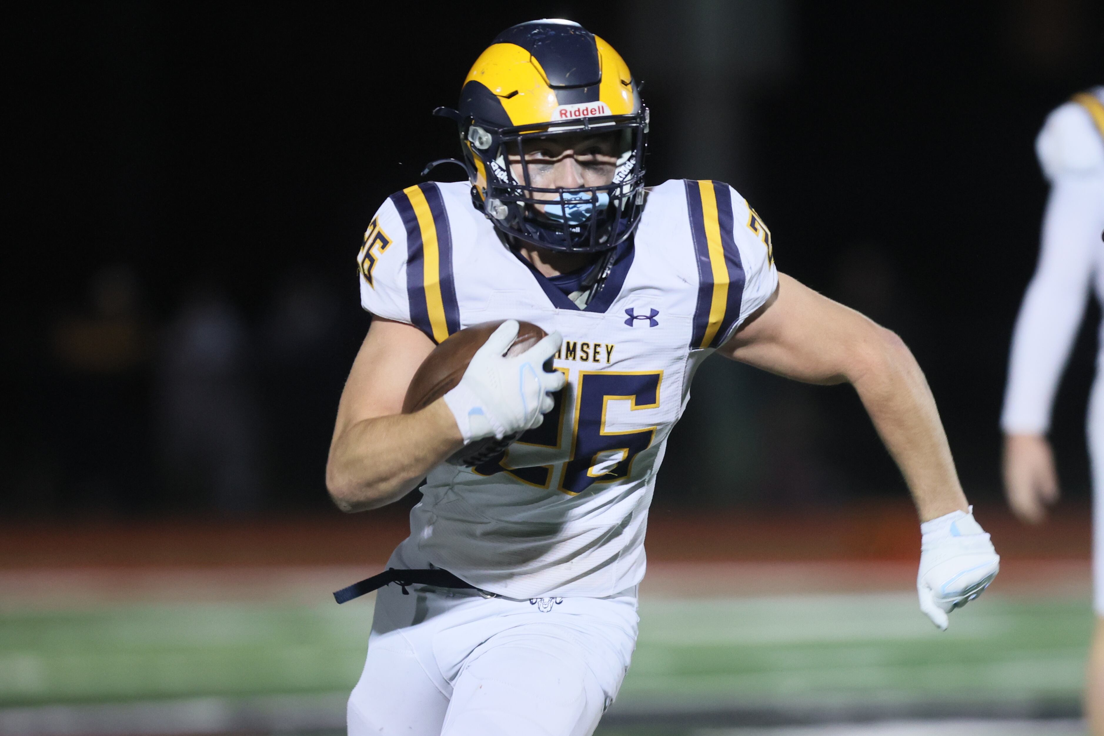 Davis rushes for pair of TD's, Ramsey football rolls interstate foe at historic U.S. site